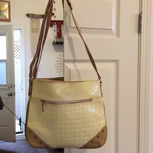 Acadia cream crossbody bag